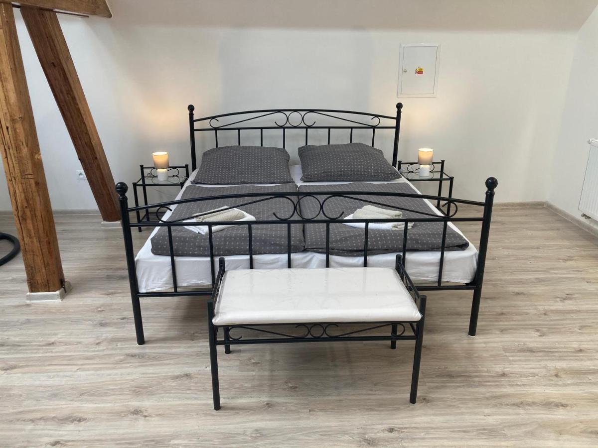 Apartmany Pod Radhostem Rožnov pod Radhoštěm エクステリア 写真