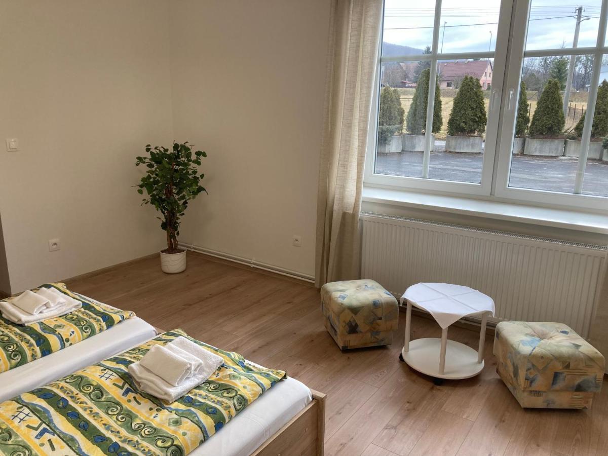 Apartmany Pod Radhostem Rožnov pod Radhoštěm エクステリア 写真